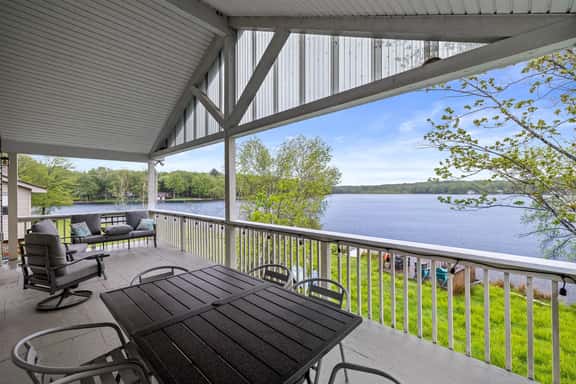 Lakeview Oasis - Image 1