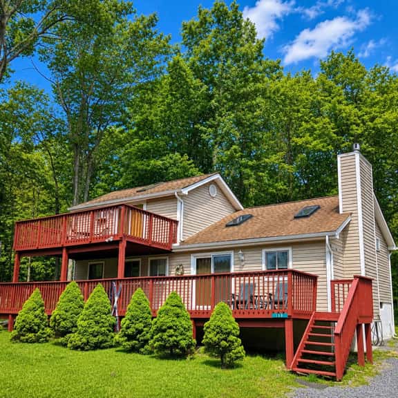 Moores Lake House - Image 1