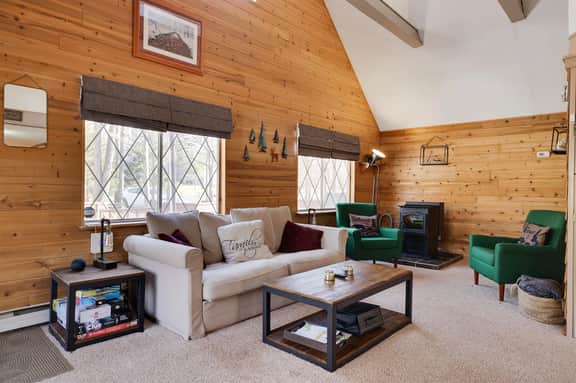 Comfy Chalet - Image 2