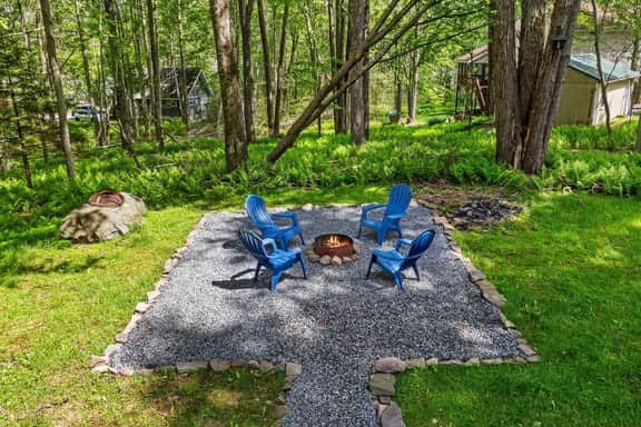 Moonlight Cabin - Image 4