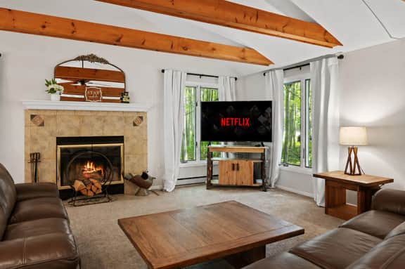 The Bear's Den - Image 2