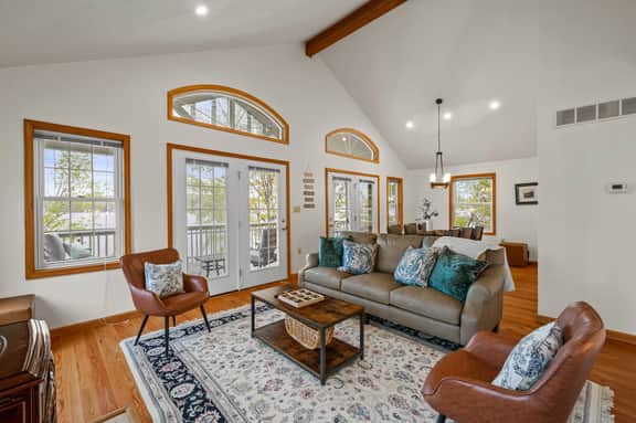Lakeview Oasis - Image 5